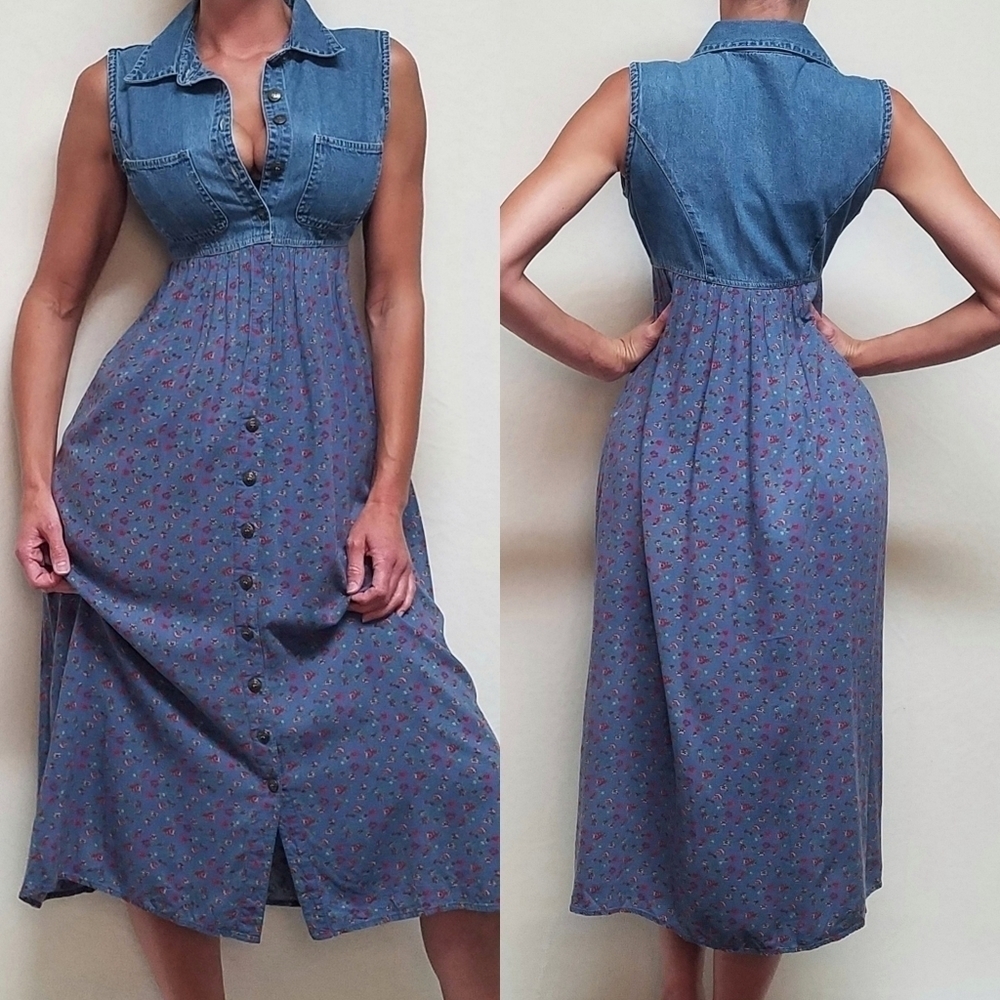 VINTAGE Chic Red Rose Chambray Button Up Blouse - Picture 13 of 13